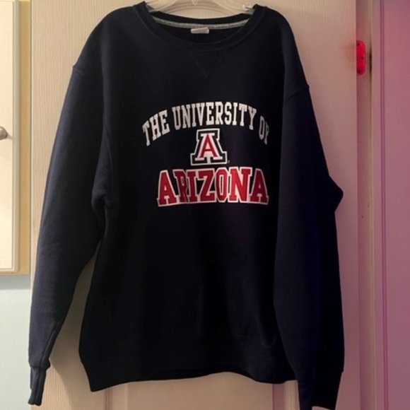 University Crew Neck - Picture 1 of 4